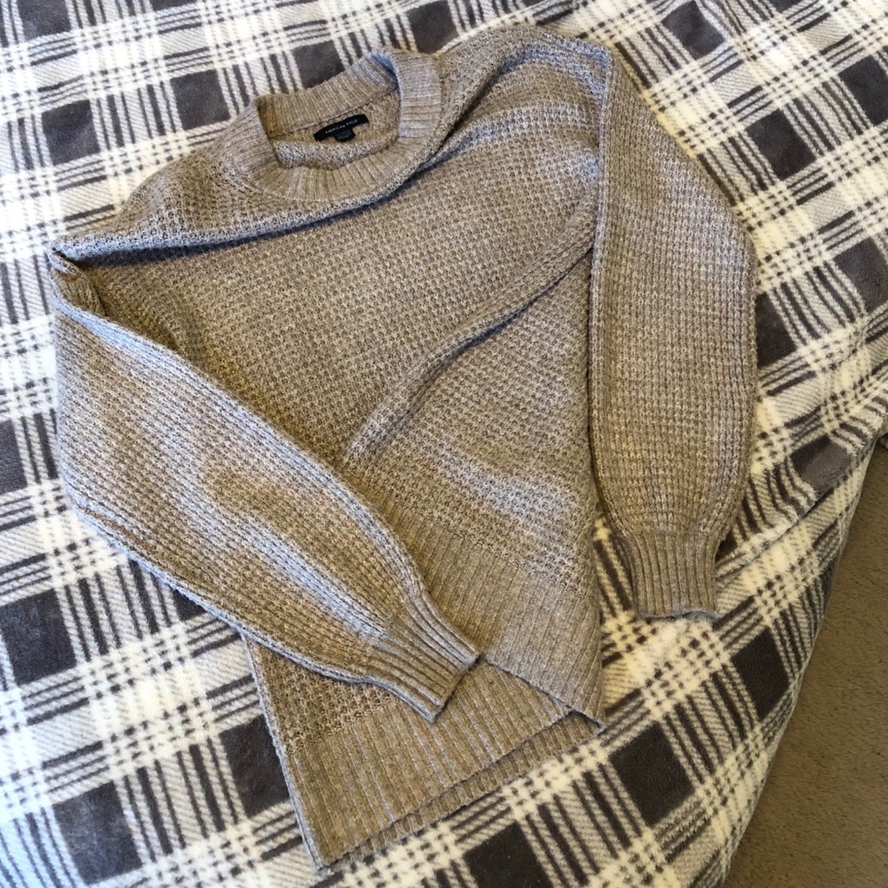 American Eagle Outfitters Sweater